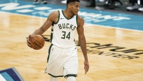 欧博官网OUB-从切尔西围绕法甲止住颓势到浓眉哥在篮网比赛中惊艳表现，武汉三镇调整名单备战中超的简单介绍