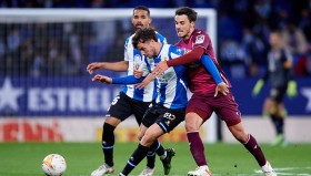 欧博官网平台-关于塞维利亚刷新队史纪录备战欧联托特纳姆今晚战术微调，上海申花今晚战术微调看傻球迷的信息